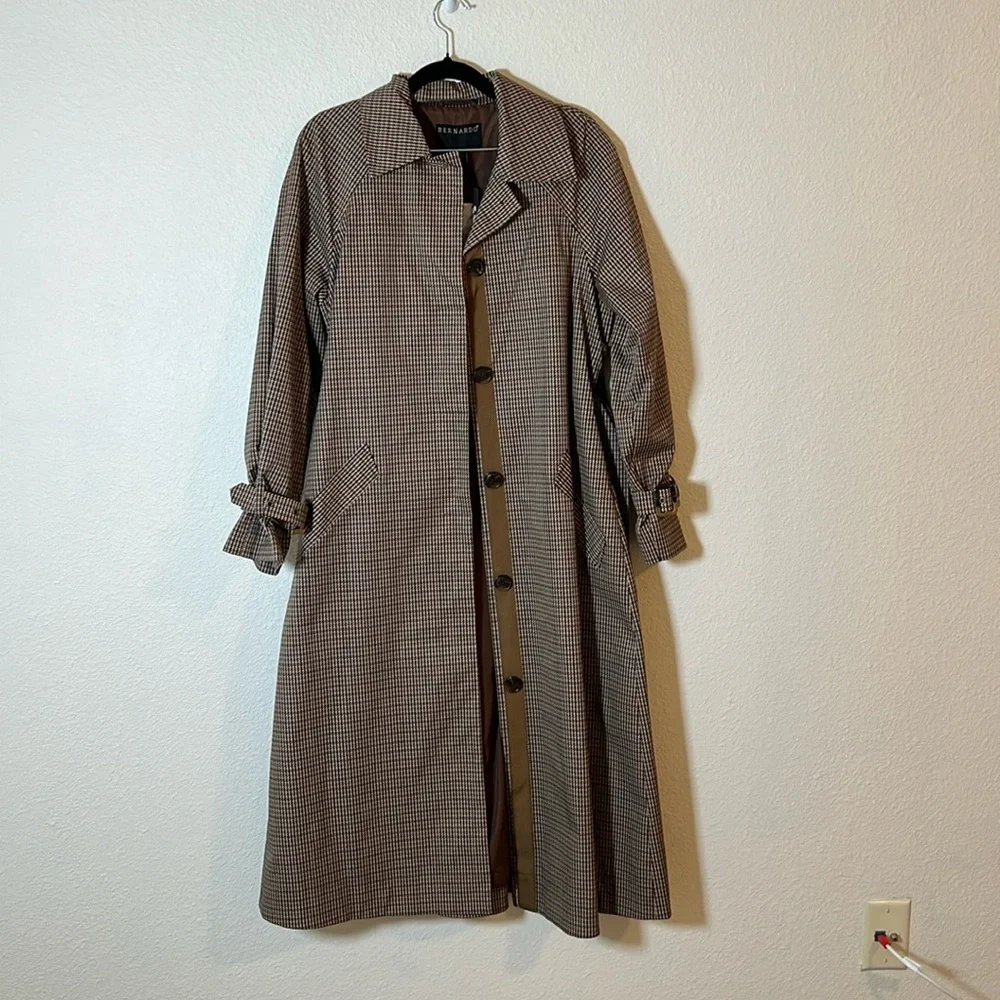 NWT Bernardo Houndstooth Trench Coat with Hidden buttons and belt size Small - Picture 4 of 10